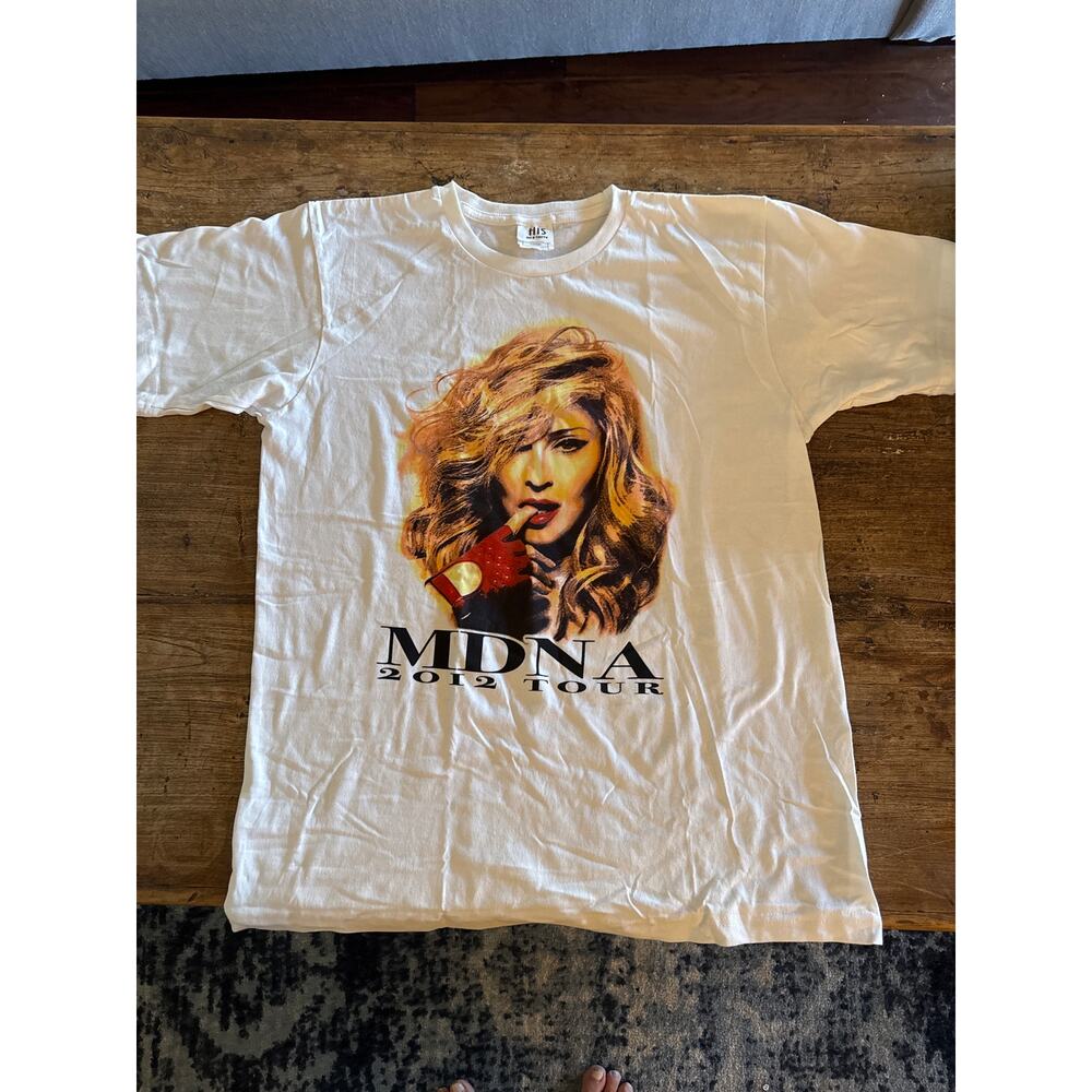 Madonna MDNA 2012 Tour Tee Large